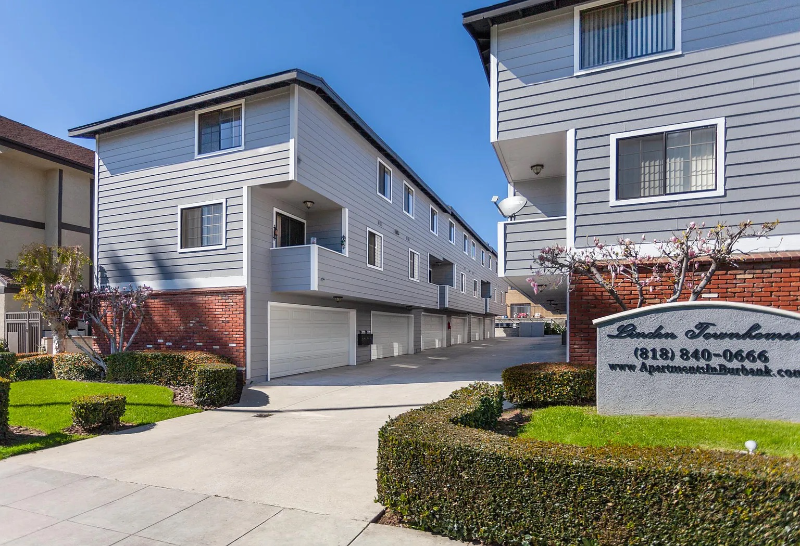 1145 Linden Ave #5 - Photo 2 of 13