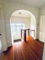 featured image of 939 Broadway St