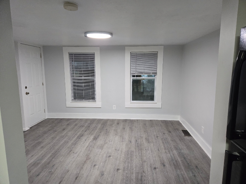 107 John St #1F - Photo 4 of 5