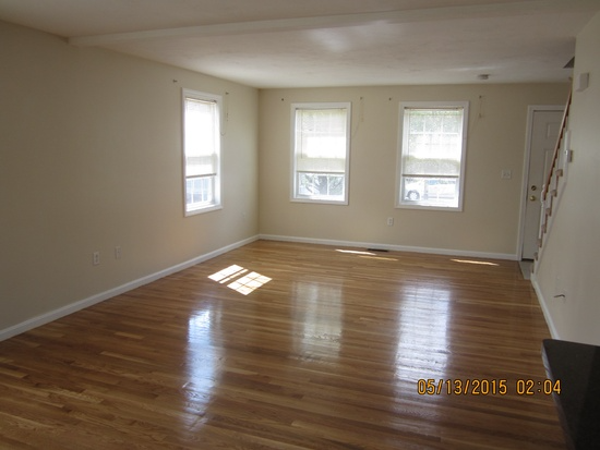 25 W Howard St #D3 - Photo 2 of 17