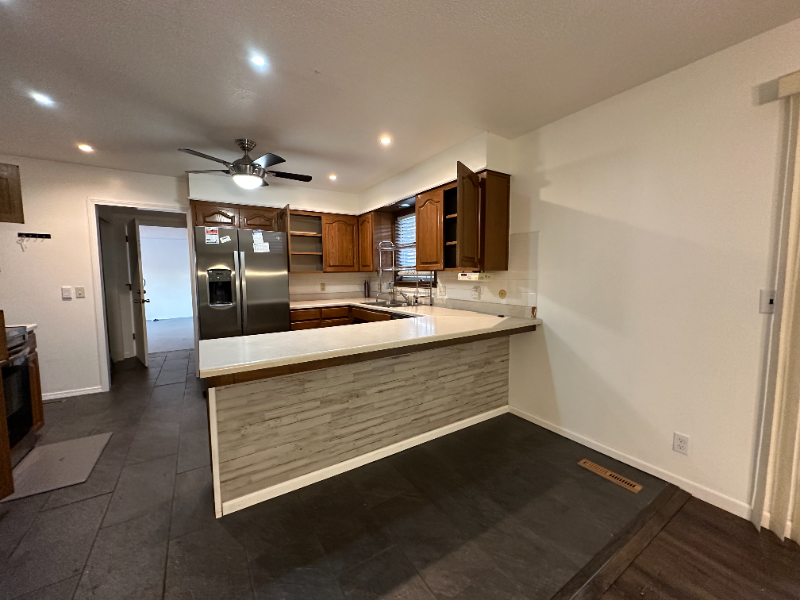 1511 Thistledown - Photo 3 of 18