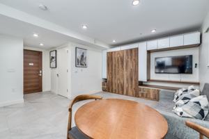 featured image of 1170 Barclay St