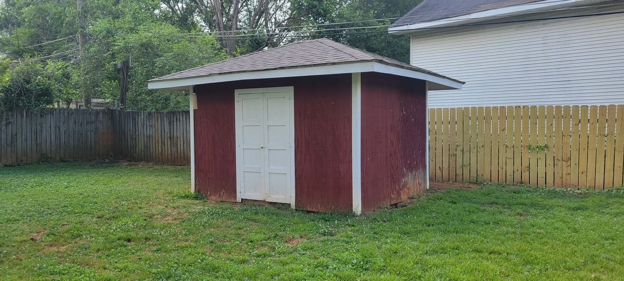 3304 Archer Dr Sw - Photo 3 of 16