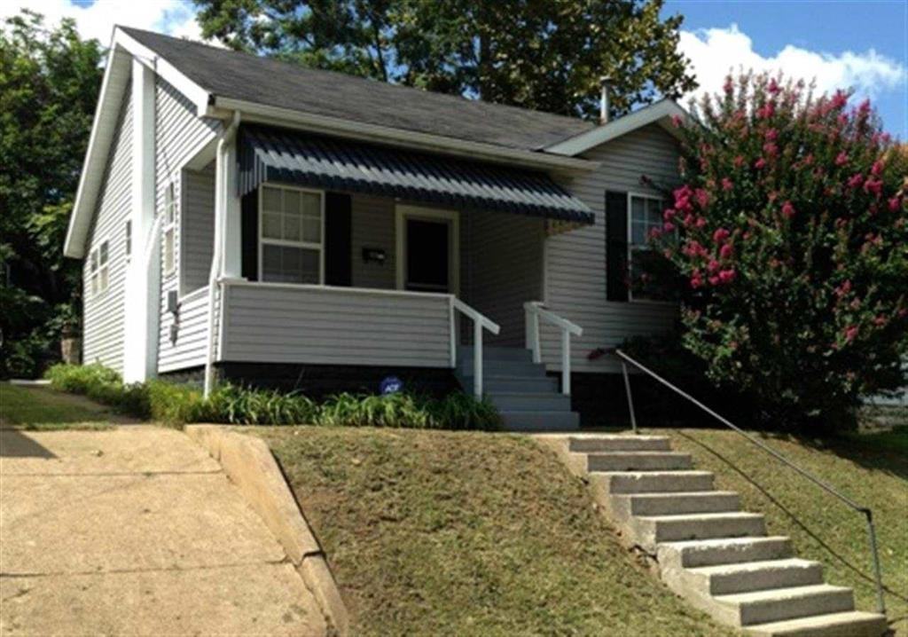 135 Sycamore St - Photo 6 of 10