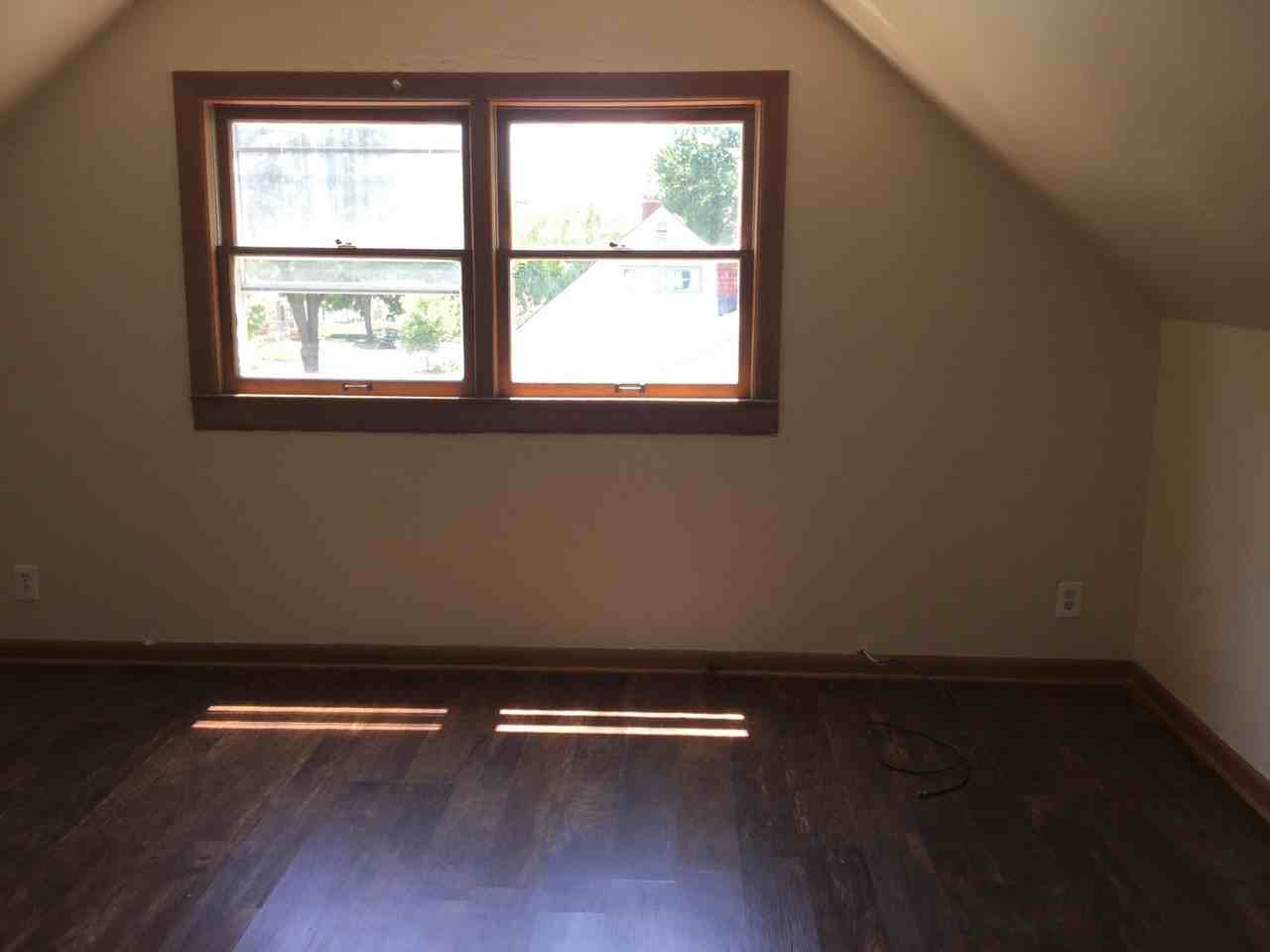 5073 N 48th St - Photo 6 of 14