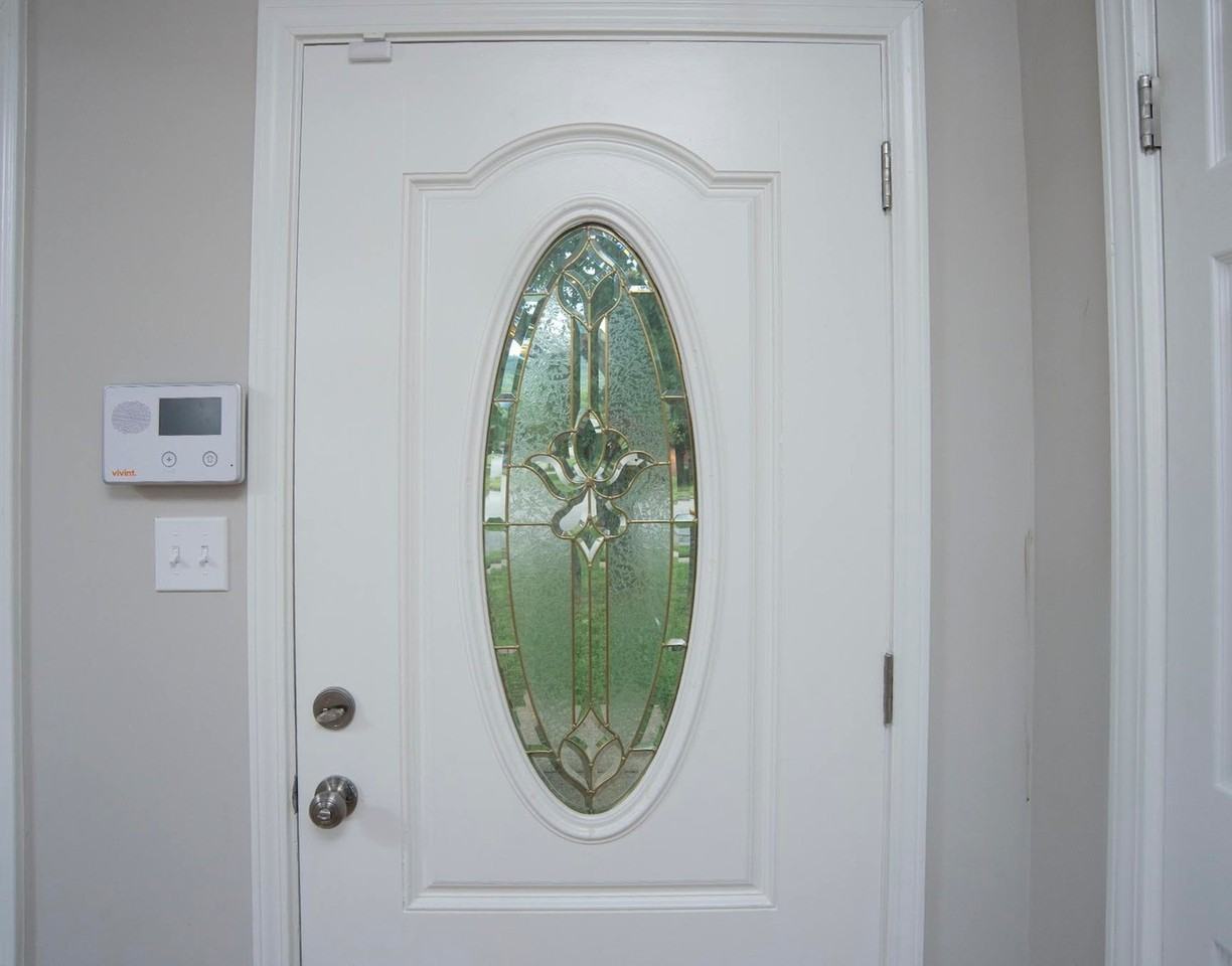 907 Danmann Cir Se - Photo 5 of 21