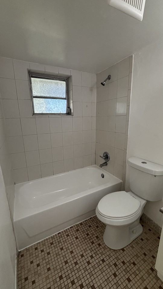 321 Ne 1st Ct #110 - Photo 2 of 9
