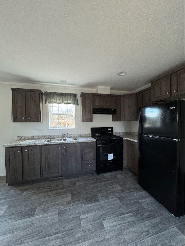 2762 E Sherman Hollow Rd #NA - Photo 2 of 7
