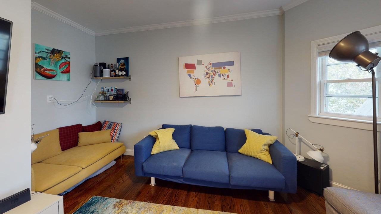 1059 Saratoga St #3 - Photo 6 of 10