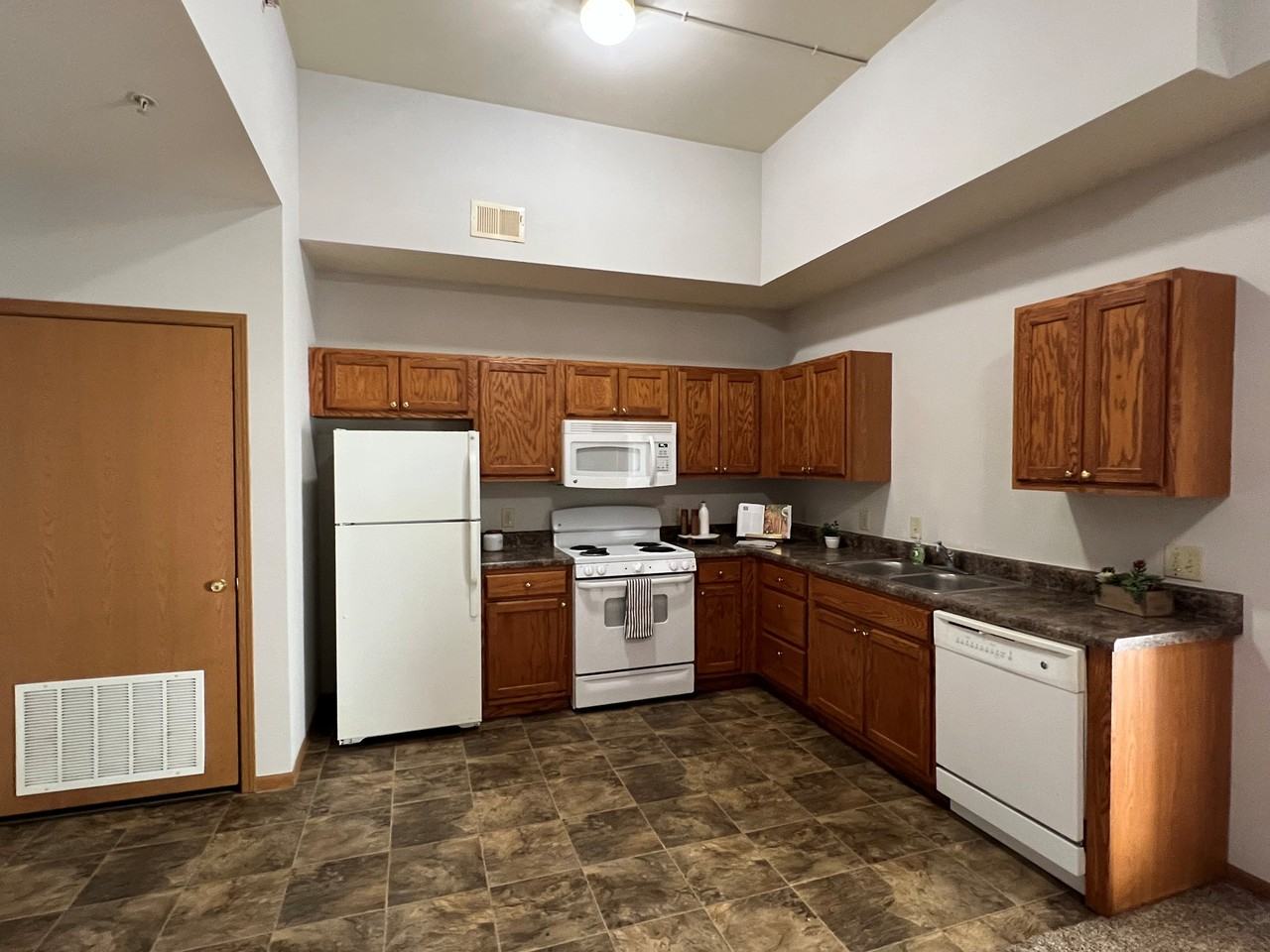 Pioneer Motive Power Place - Photo 3 of 9