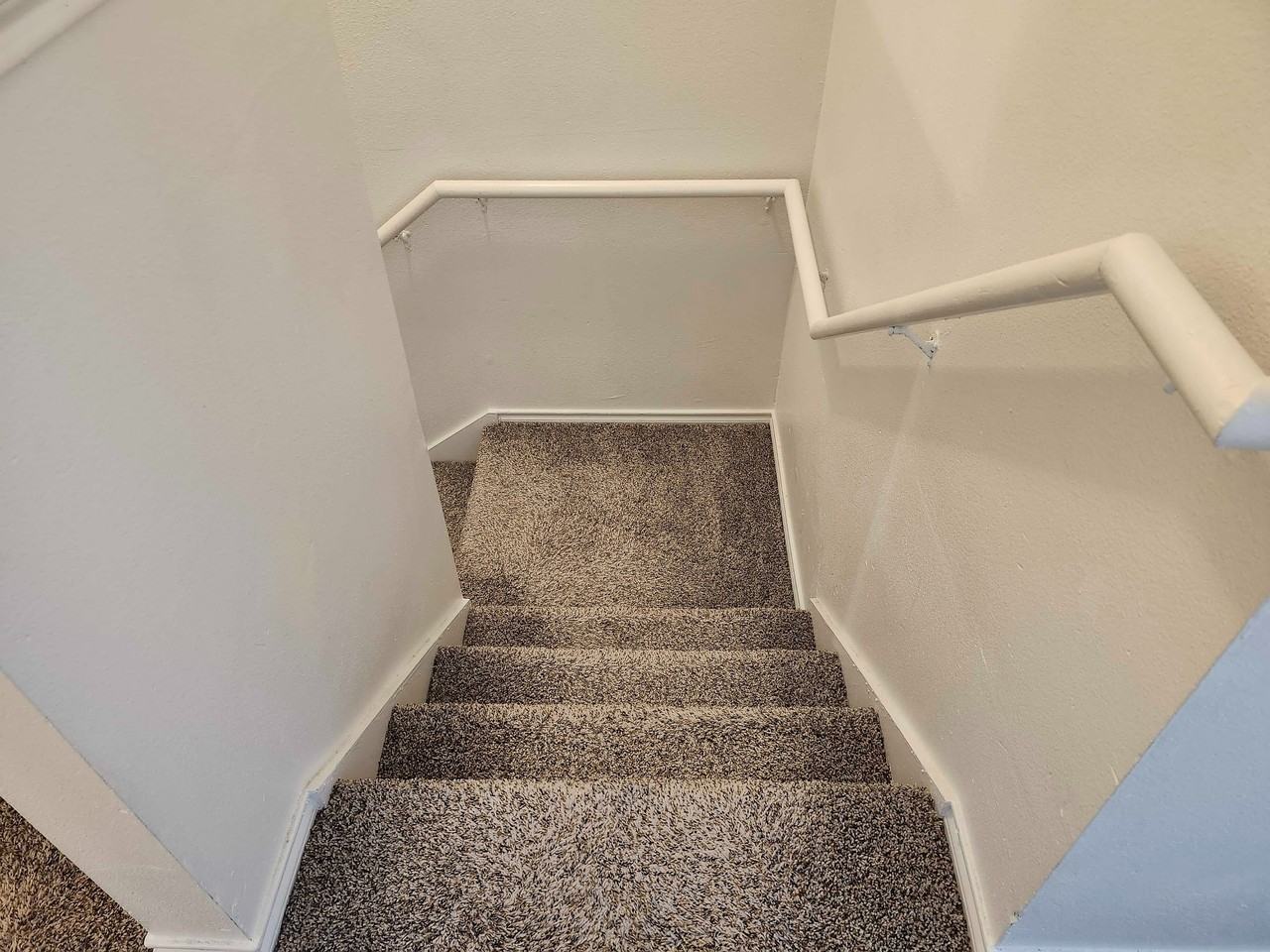 Springdale Estates Apartments - Photo 5 of 29