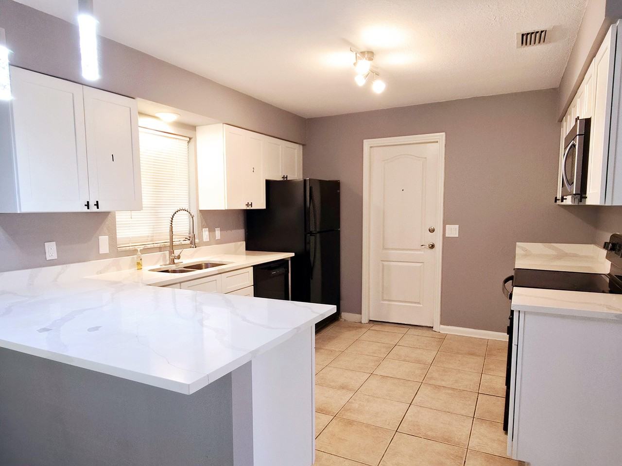 Eastbrook Blvd - Photo 4 of 13