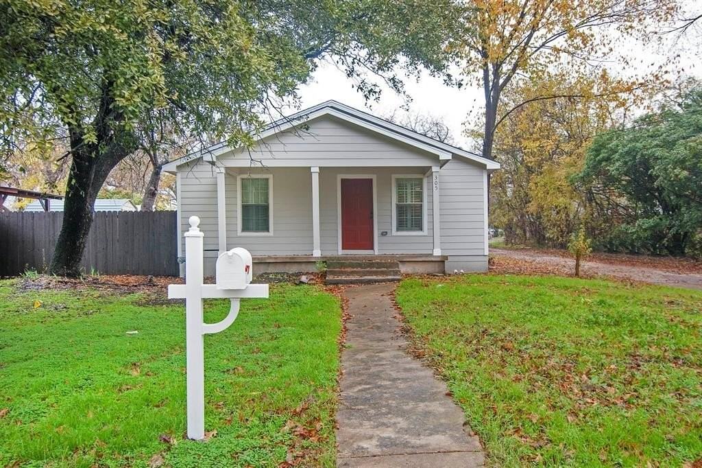 305 College St - Photo 2 of 20