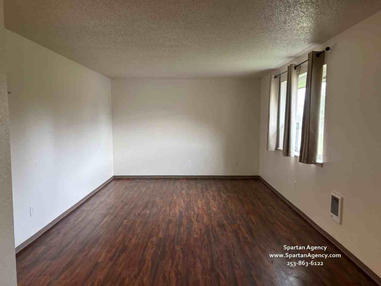 1902 122nd Avenue East - Photo 3 of 14