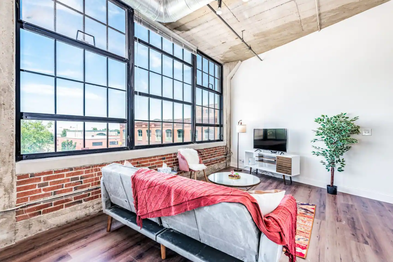 Adler Annex - Photo 3 of 19