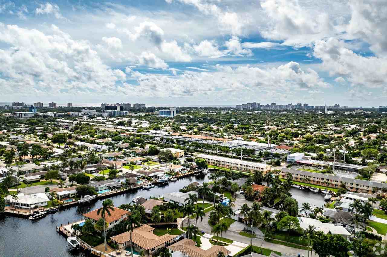 Amberstone Apartments - Photo 5 of 31