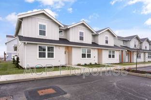 2282 Brome St #B - Photo 1 of 1
