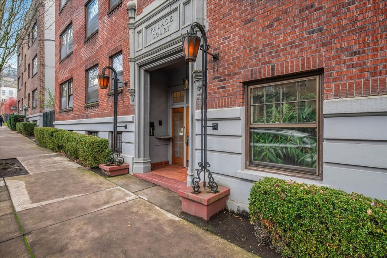 Palace Court Apartments - Photo 5 of 6