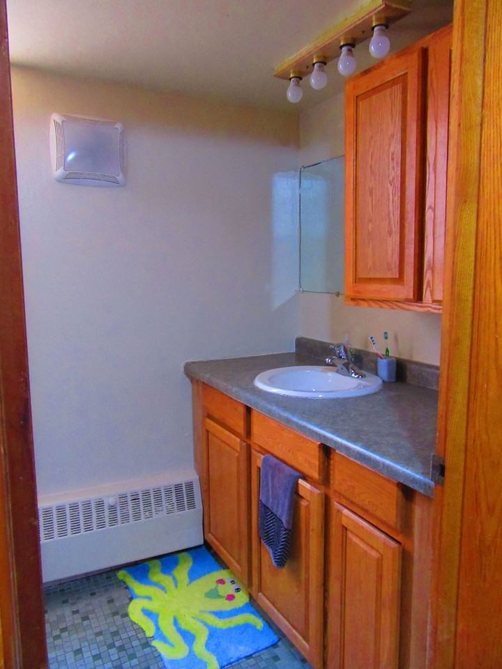 1309 Spring St - Photo 7 of 10