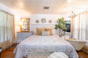 featured image of 714 E Jefferson St