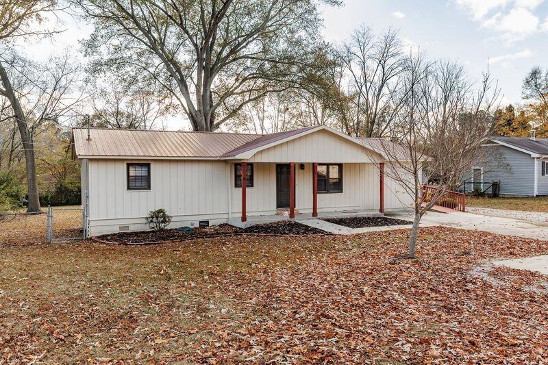 370 Cedar Creek Rd - Photo 5 of 25