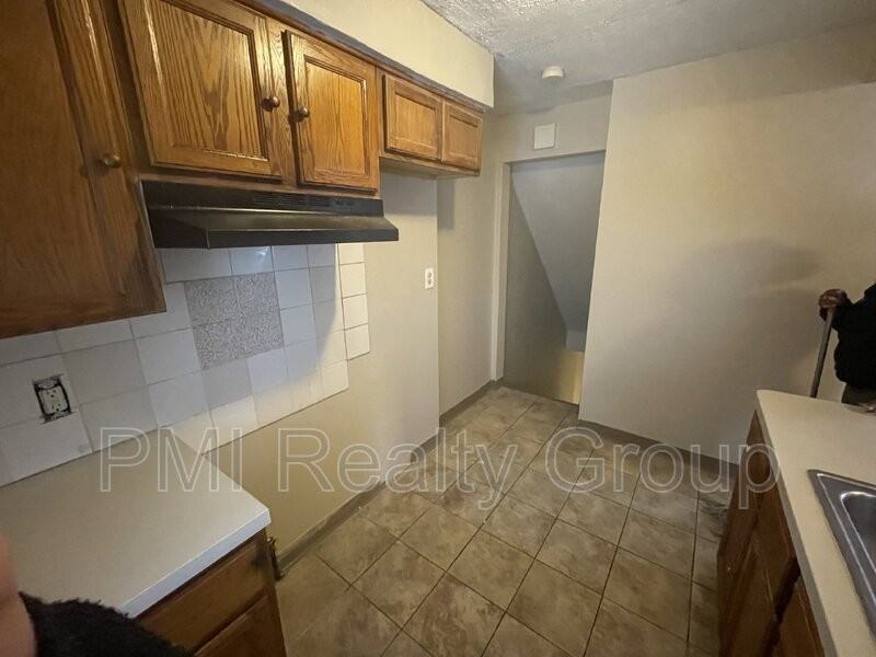 25561 Tungsten Rd - Photo 6 of 24