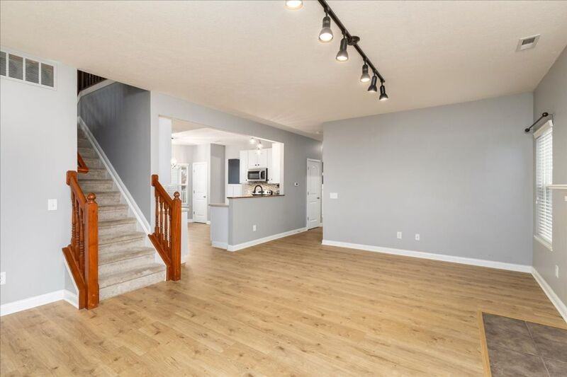 5959 Meehan Rd - Photo 7 of 35