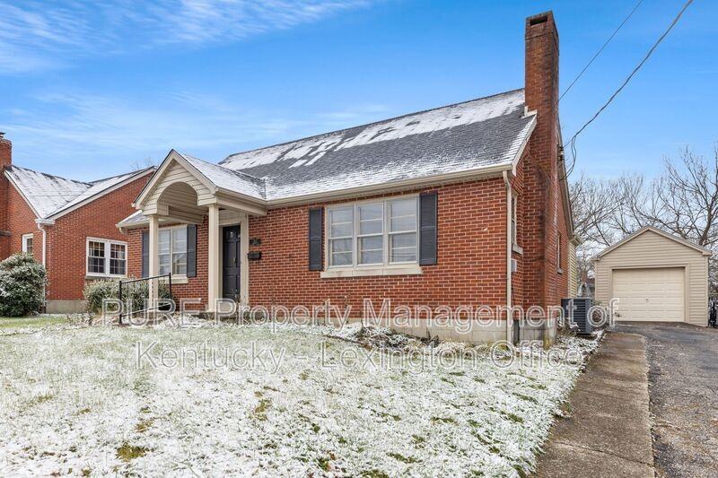 312 Norwood Dr - Photo 3 of 26