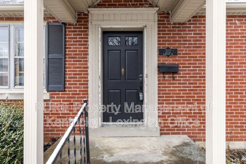 312 Norwood Dr - Photo 4 of 26