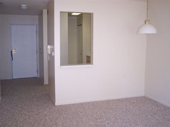 Millpond Manor - Photo 2 of 13