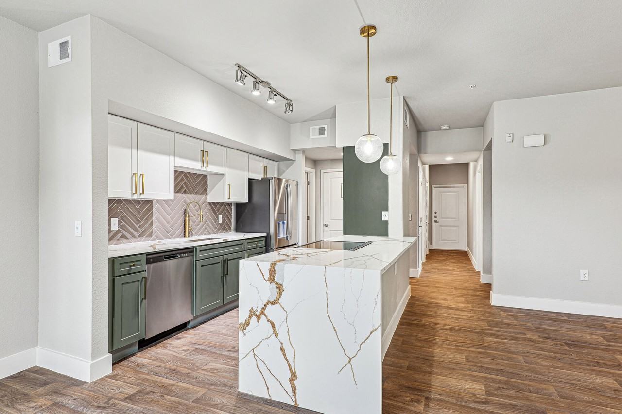 San Cierra - Photo 2 of 42