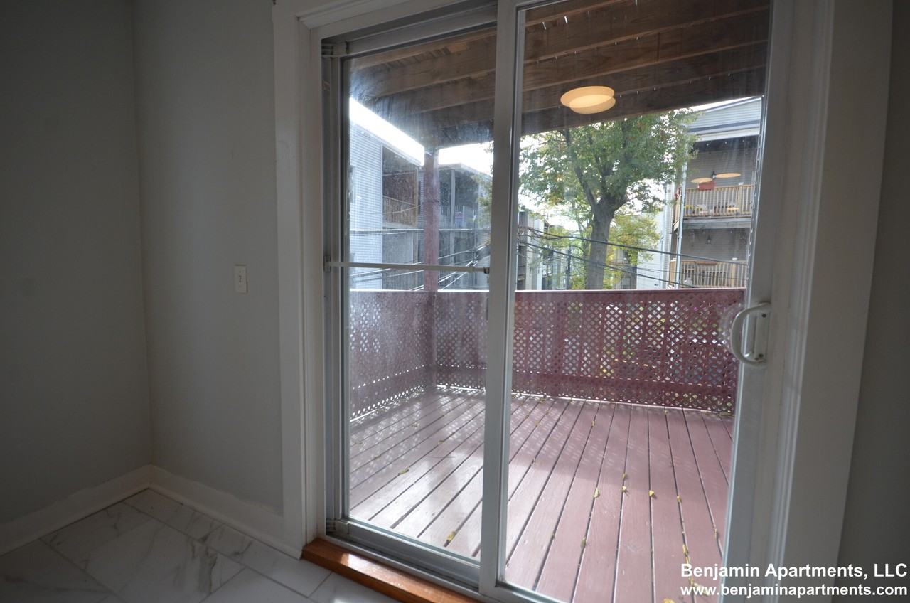 E 1st St #2 - Photo 3 of 25