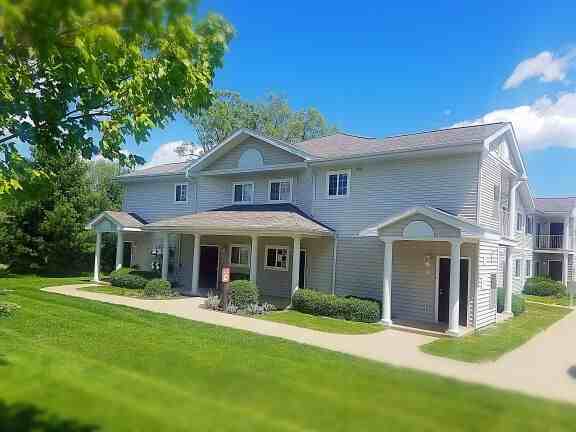 Crossroads - Photo 4 of 12