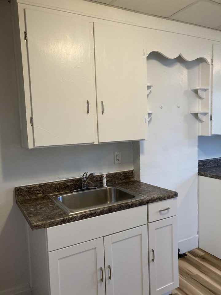 598 Mc Clure Avenue - Photo 3 of 8