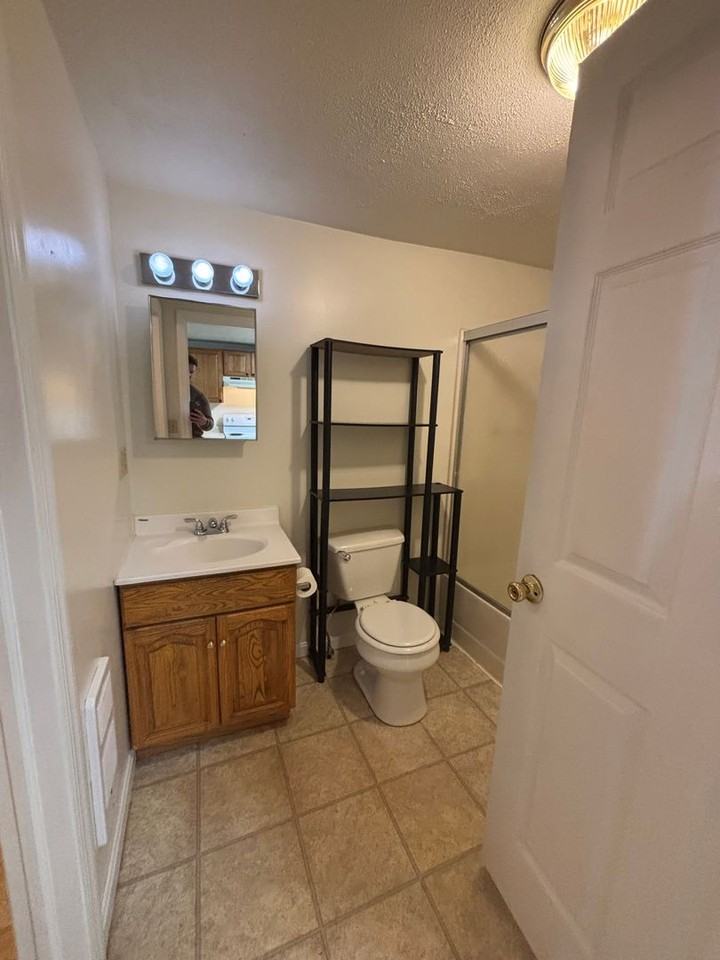 2234 Main St - Photo 2 of 7