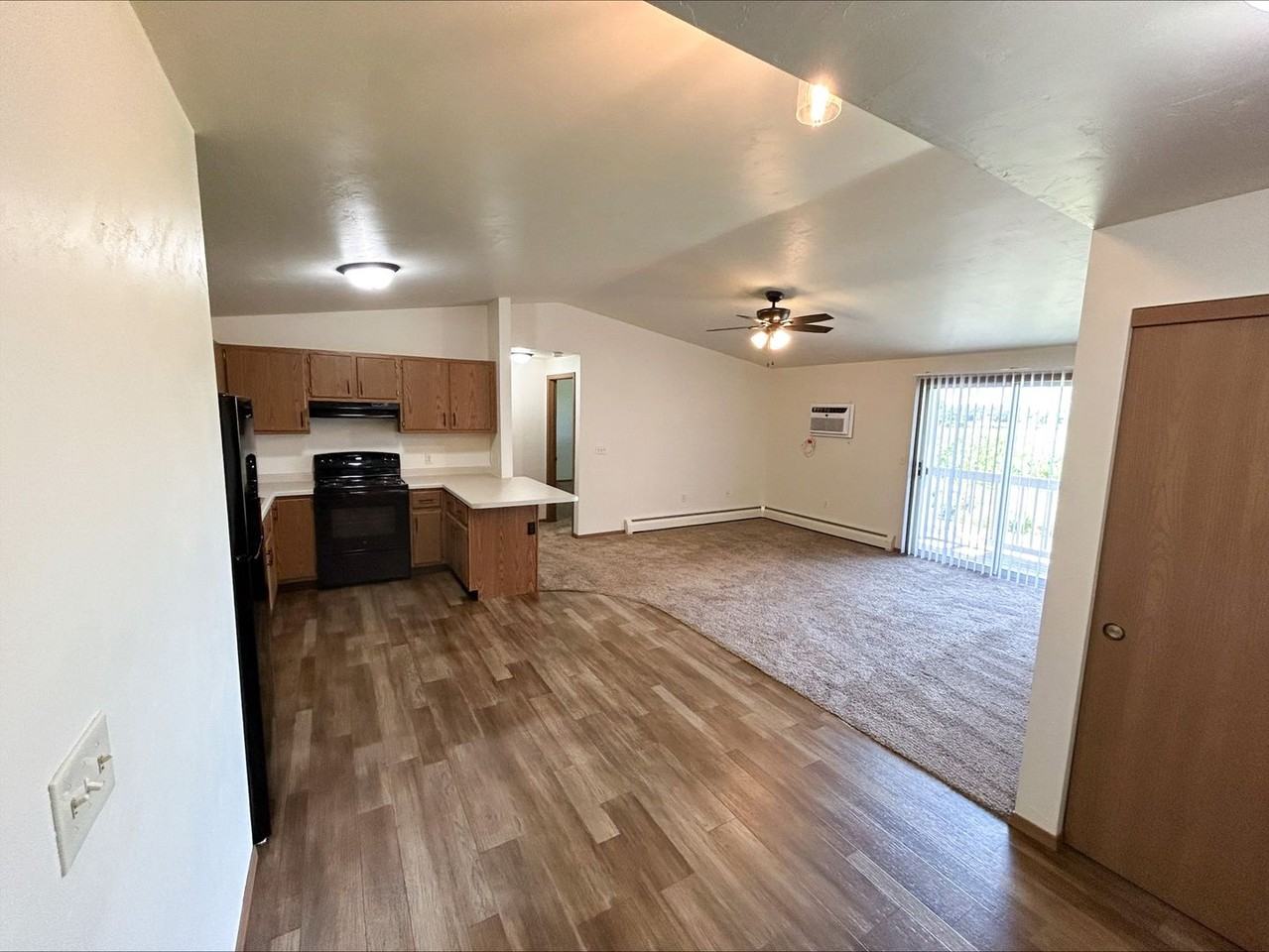 Clintonville Estates - Photo 5 of 18