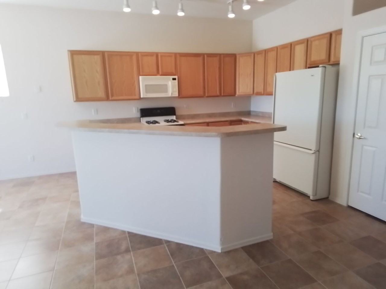 2272 N Avenida Mena - Photo 3 of 16