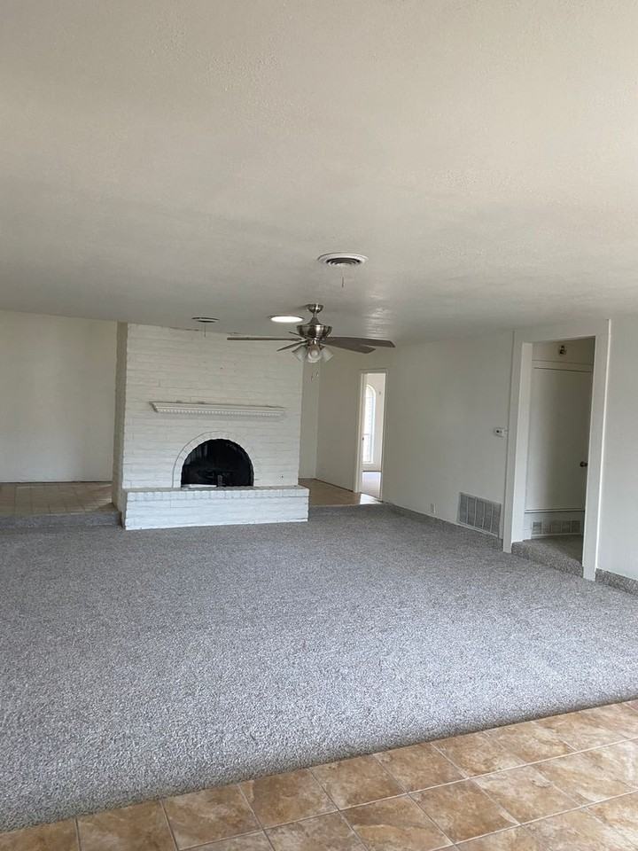 3501 Langtry Dr - Photo 2 of 9