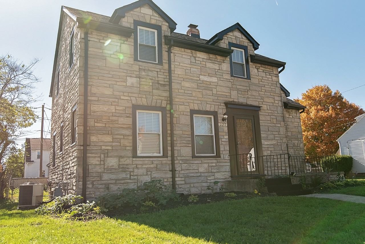 127 Kewbury Road - Photo 2 of 16