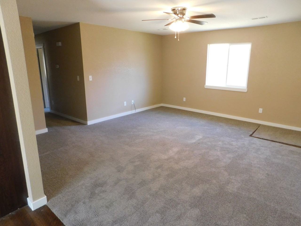 308 Main St - Photo 2 of 15