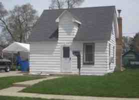 featured image of 1835 S Crosby Ave