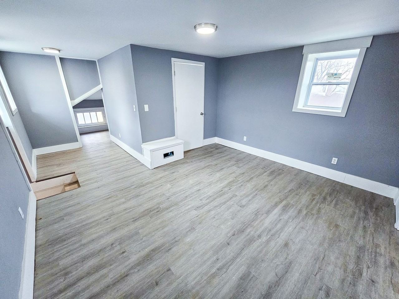 4831 E Washington St #4 - Photo 5 of 21