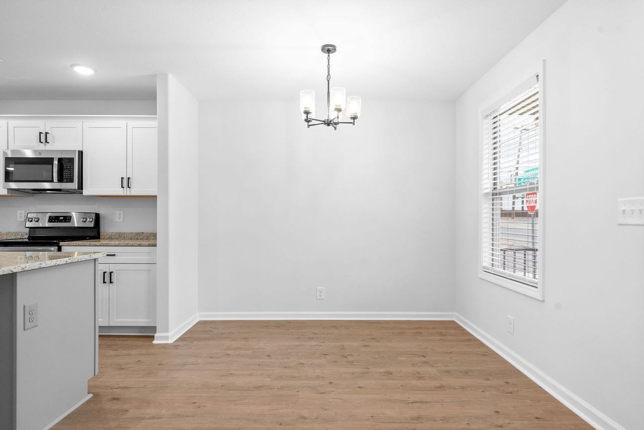 700 Crossland Ave - Photo 6 of 23