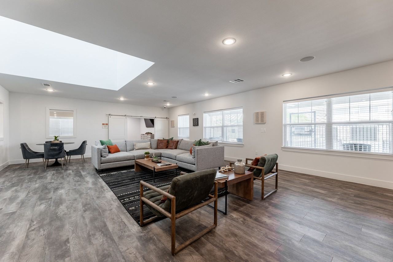 Sansom Bluff - Photo 4 of 25