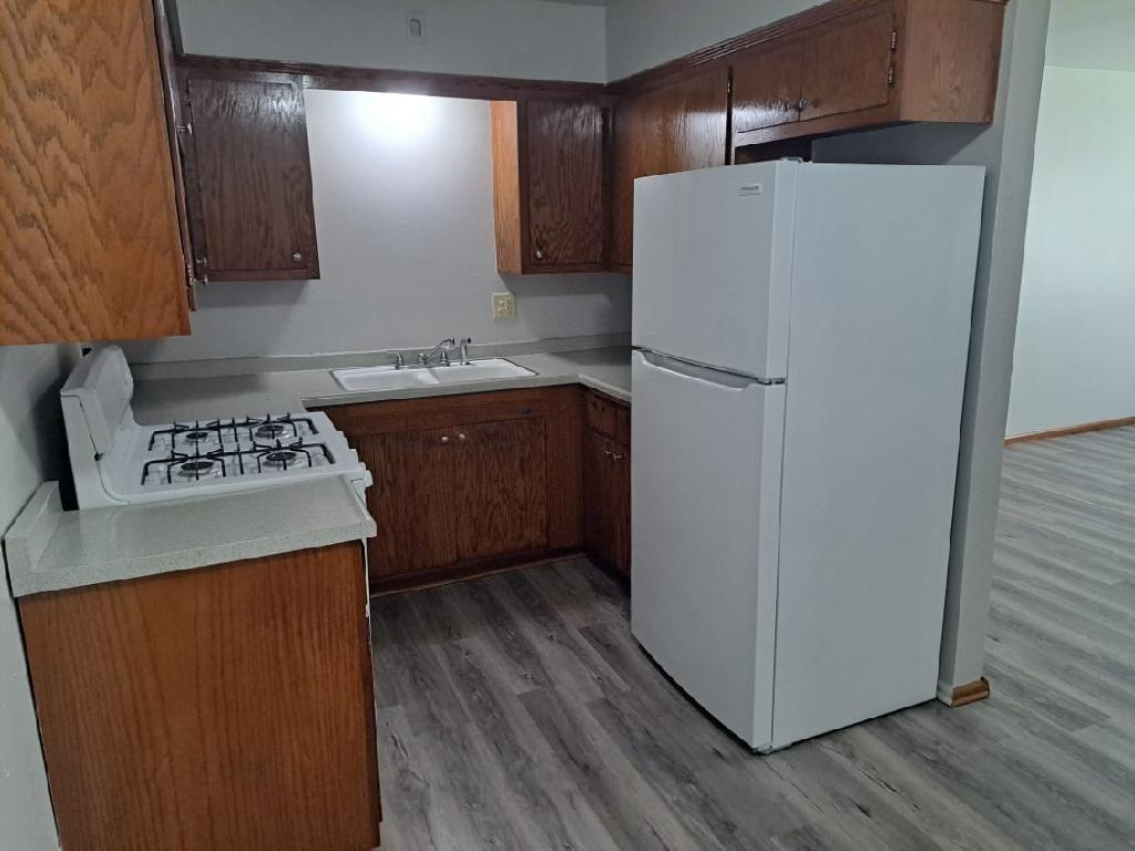 Appleton Garden Apartments - Photo 3 of 10