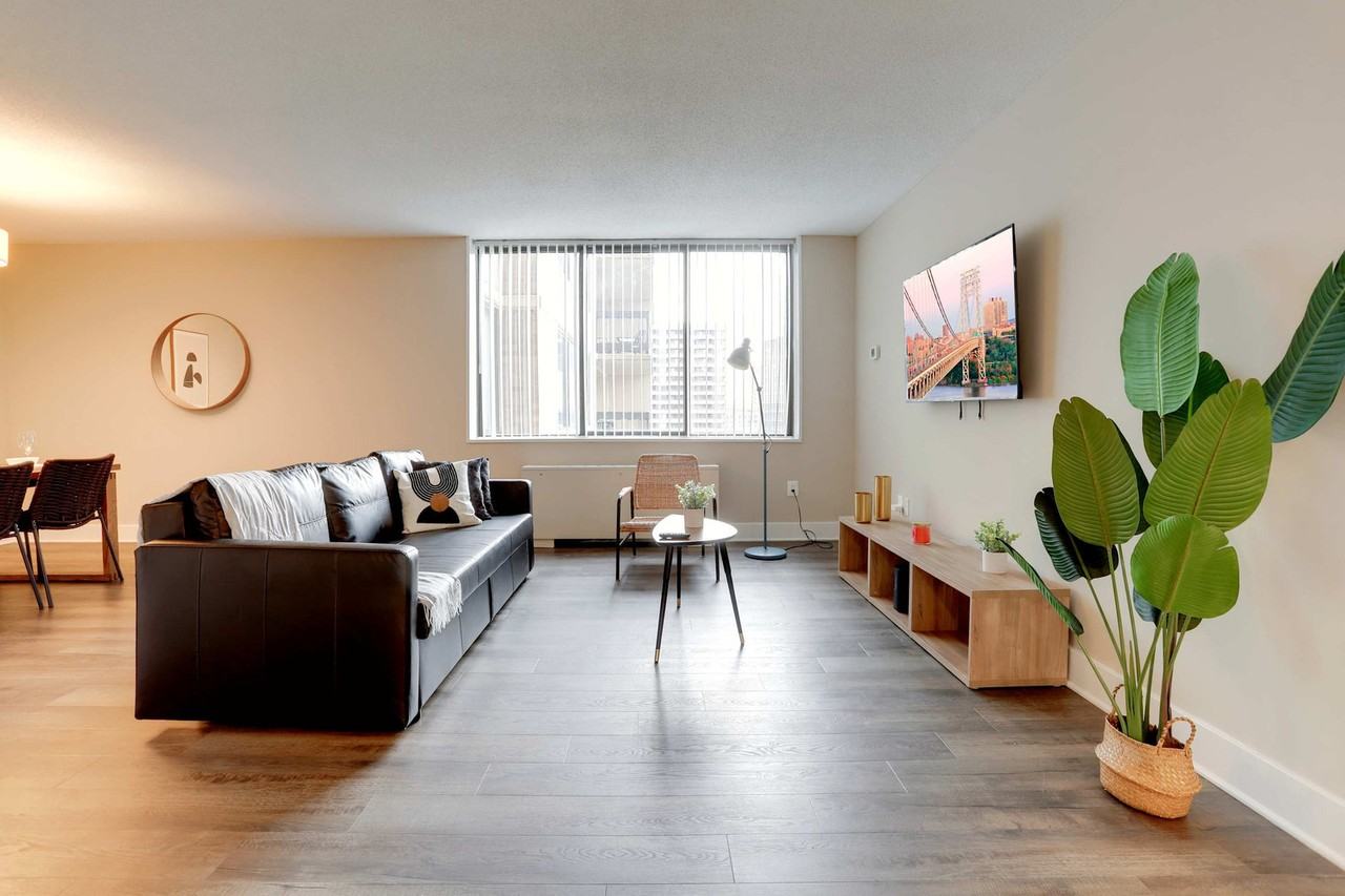 1201 South Bell Street - Photo 3 of 72