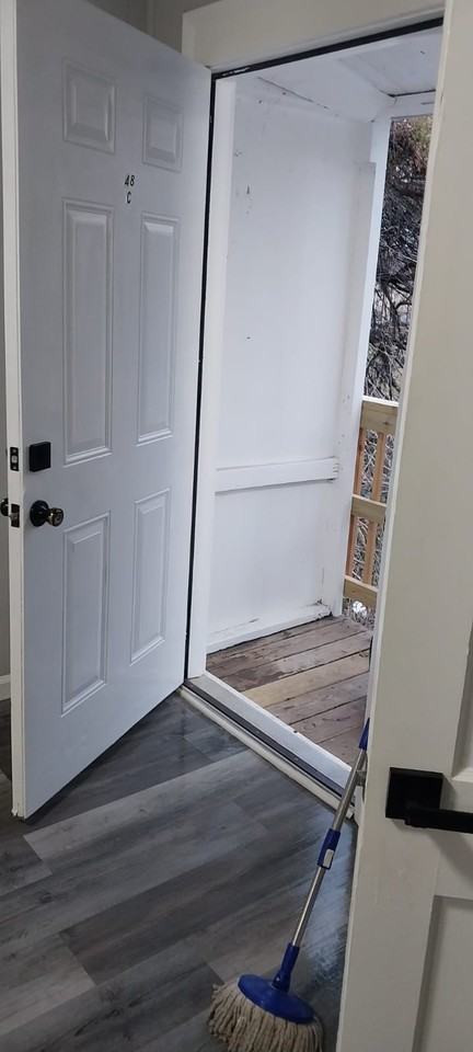 48 New Market St #48C - Photo 6 of 13
