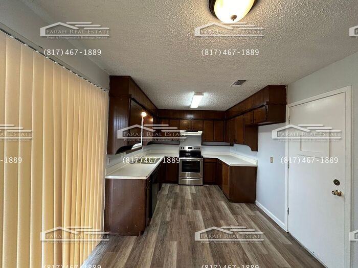 5921 Waits Ave - Photo 3 of 11