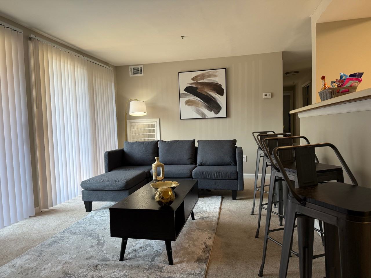 1649 Arlyn Cir - Photo 3 of 33