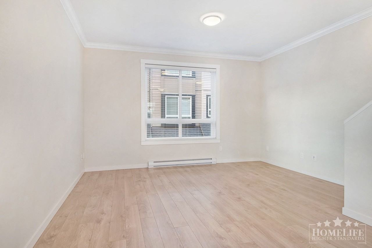 14555 68 Avenue - Photo 3 of 26